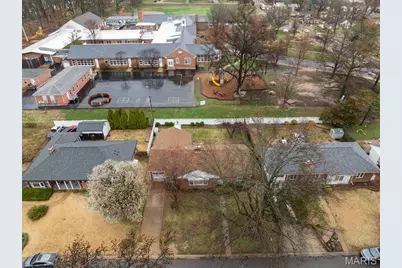 435 Hampshire Court, Webster Groves, MO 63119 - Photo 45