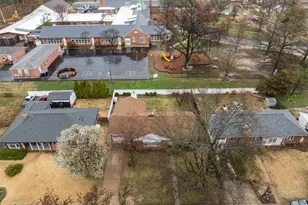 435 Hampshire Ct, Webster Groves, MO 63119 - Photo 45