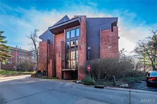 539 Coeur De Royale Dr, Creve Coeur, MO 63141 - Photo 35