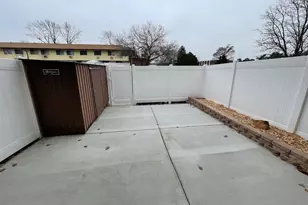 7394 Hazelcrest Dr, Hazelwood, MO 63042 - Photo 19