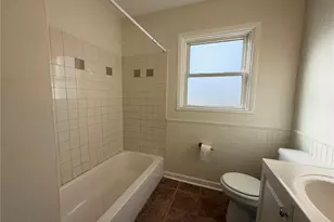 854 Loekes Dr, Florissant, MO 63031 - Photo 5