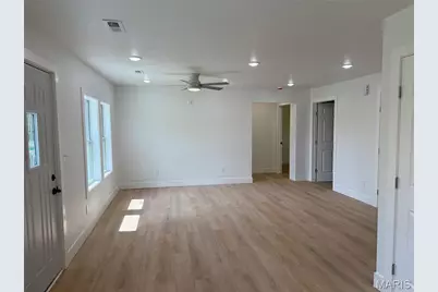 407 Howard Street, Ellisville, MO 63336 - Photo 7