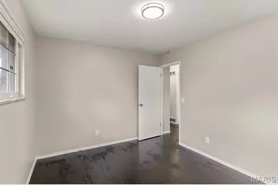 1223 Reale Avenue, Saint Louis, MO 63138 - Photo 19