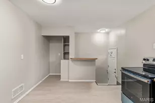 1223 Reale Ave, Saint Louis, MO 63138 - Photo 9