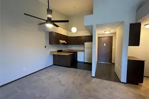 1400 Heritage Landing, Saint Charles, MO 63303 - Photo 7