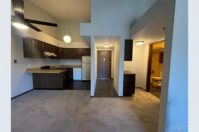 1400 Heritage Landing #305, Saint Charles, MO 63303 - Photo 3
