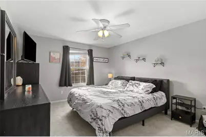 412 Saravalle Drive, Saint Peters, MO 63376 - Photo 3