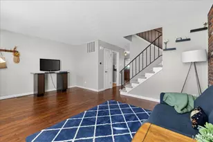 1105 Rue La Ville Walk, Creve Coeur, MO 63141 - Photo 3