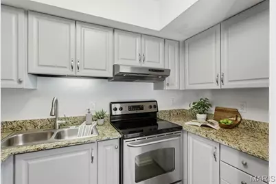 1436 Bluebird Terrace, Brentwood, MO 63144 - Photo 9