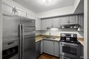 1436 Bluebird Terrace, Brentwood, MO 63144 - Photo 9