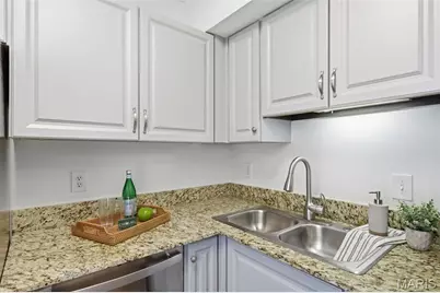 1436 Bluebird Terrace, Brentwood, MO 63144 - Photo 11