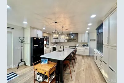 213 W Wood Street, Shelbina, MO 63468 - Photo 5