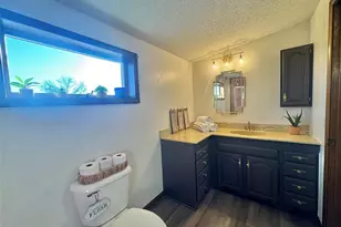 213 W Wood St, Shelbina, MO 63468 - Photo 25