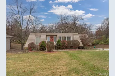 149 Rue Grand Drive, Lake Saint Louis, MO 63367 - Photo 1