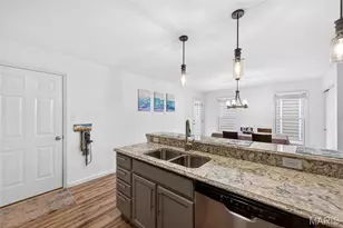 3261 Simeon Bunker St, Saint Charles, MO 63301 - Photo 9