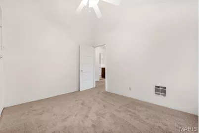 3139 Ivanhoe Avenue, Saint Louis, MO 63139 - Photo 21