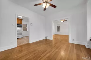 3139 Ivanhoe Ave, Saint Louis, MO 63139 - Photo 9