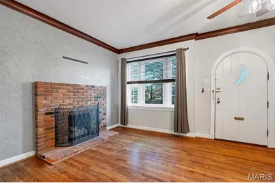 6021 Leona Street, Saint Louis, MO 63116 - Photo 3