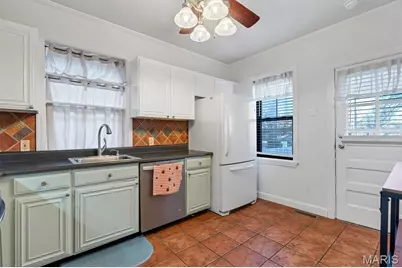6021 Leona Street, Saint Louis, MO 63116 - Photo 9