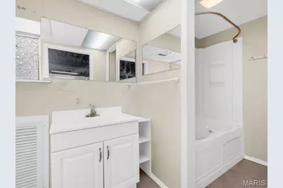 2657 Highway N, Pacific, MO 63069 - Photo 33