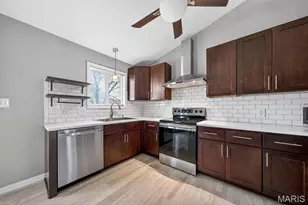 3065 Laurel Village Cir, Saint Peters, MO 63376 - Photo 17