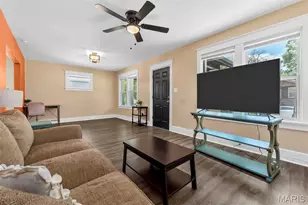 19 Lee Ave, Ferguson, MO 63135 - Photo 5