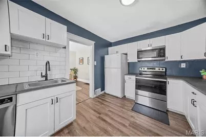 19 Lee Avenue, Ferguson, MO 63135 - Photo 9