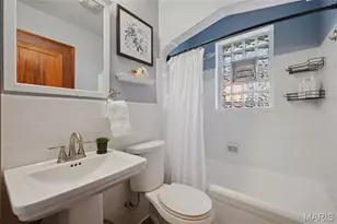 5737 Devonshire Ave, Saint Louis, MO 63109 - Photo 13