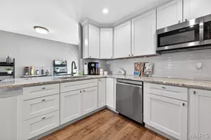 222 Dale Ct, Ballwin, MO 63011 - Photo 25