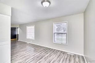 1 Club Grounds N Dr, Florissant, MO 63033 - Photo 9