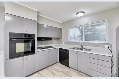 1 Club Grounds North Drive, Florissant, MO 63033 - Photo 15