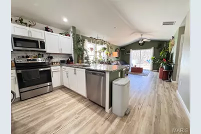 958 Osage Villa Court, Villa Ridge, MO 63089 - Photo 3