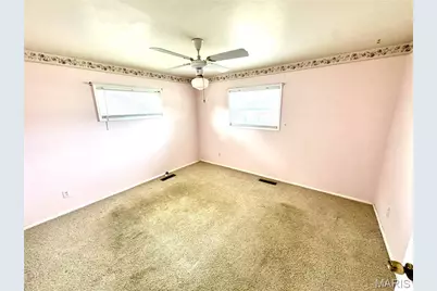 6334 Hurstgreen Lane, Affton, MO 63123 - Photo 11
