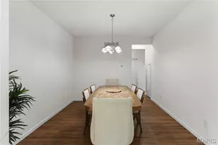 1389 Red Oak Plantation Dr, Ballwin, MO 63021 - Photo 7