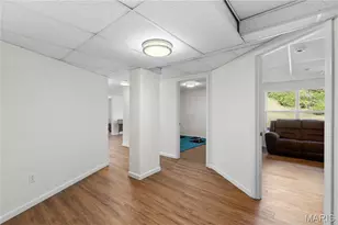 1389 Red Oak Plantation Dr, Ballwin, MO 63021 - Photo 31