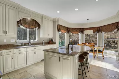 9515 Country Club Green, Saint Louis, MO 63127 - Photo 27