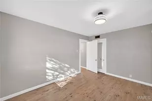 1051 North and South Rd, Saint Louis, MO 63130 - Photo 15