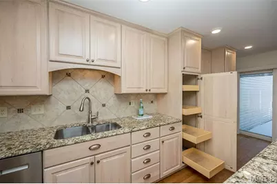 14924 Manor Lake Drive, Chesterfield, MO 63017 - Photo 23