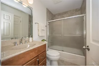 14924 Manor Lake Drive, Chesterfield, MO 63017 - Photo 39