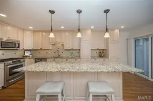 14924 Manor Lake Dr, Chesterfield, MO 63017 - Photo 17