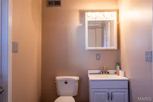 147 Elm Grove Ave, Hazelwood, MO 63042 - Photo 9