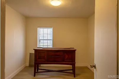 147 Elmgrove Avenue, Hazelwood, MO 63042 - Photo 13