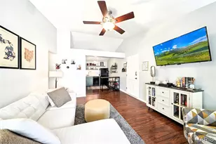 1923 Marine Terrace Dr, Saint Louis, MO 63146 - Photo 5