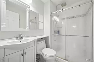 1923 Marine Terrace Dr, Saint Louis, MO 63146 - Photo 11