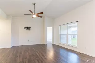 117 Liberty Valley Dr, Foristell, MO 63348 - Photo 7