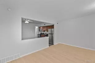 5225 Southwest Ave, Saint Louis, MO 63139 - Photo 7