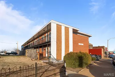 5225 Southwest Avenue, Saint Louis, MO 63139 - Photo 3