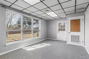 105 Timka Dr, Ballwin, MO 63011 - Photo 9