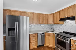 7449 Trenton Ave, University City, MO 63130 - Photo 7