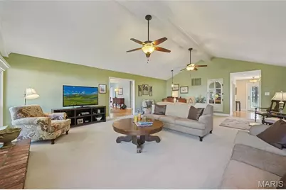 1047 Camargo Drive, Ballwin, MO 63011 - Photo 9